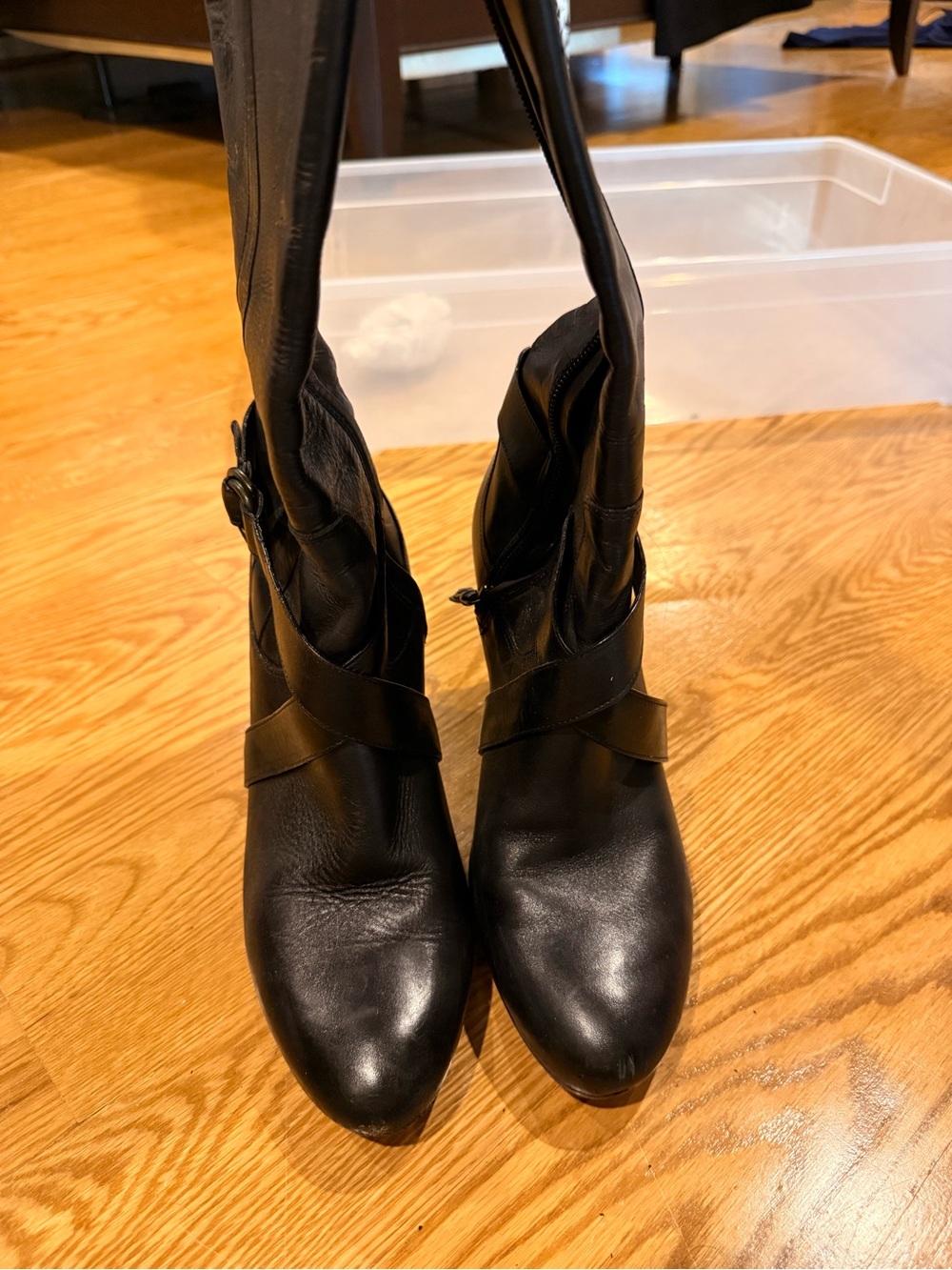Nike Black Leather Heeled Boots - Black
